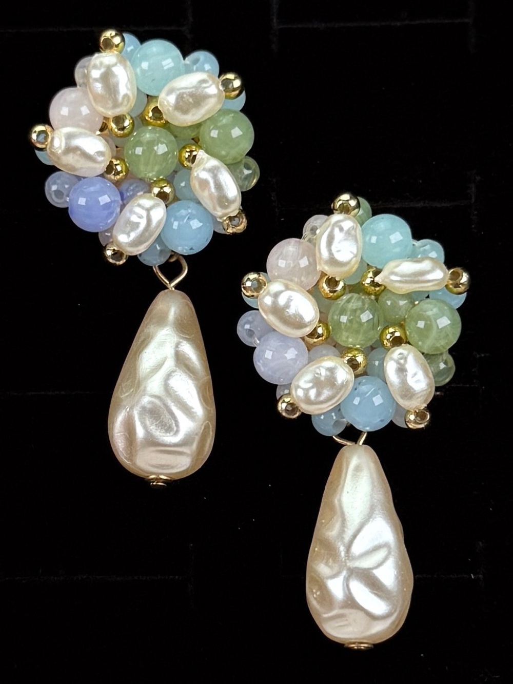 Pretty island, chic, faux pearl clip on earrings